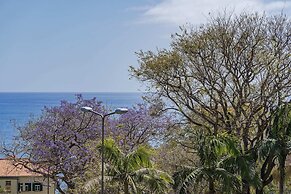 Apartment With sea View - Varandas do Lido I