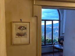 Quattro Gigli Palace