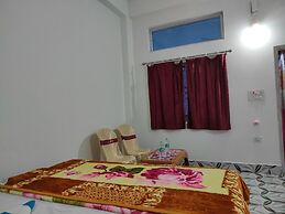 Homecation Manas River Rock Lodge