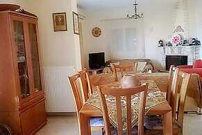 Beautiful & Cosy 5-bedroom Villa - Peloponnese