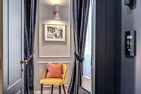 Tree Charme Augusto Luxury Suites