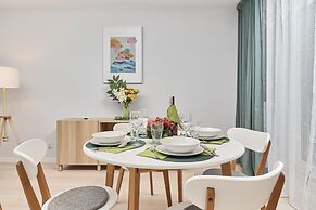 Wrocław Apartment Gwiaździsta by Renters