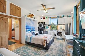 The Starlight Tower Ocean Breeze Suite 1 Bedroom Apartment Hotel by Re