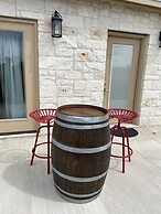 Pecan Farm Garden Haus 2 Bedroom Cottage by Redawning