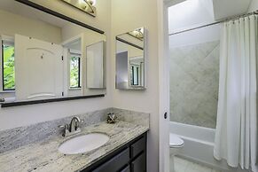 Hale Iolani 3 Bedroom Home by RedAwning