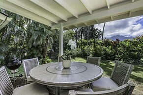 Hale Iolani 3 Bedroom Home by RedAwning