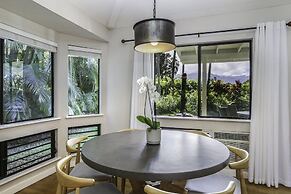 Hale Iolani 3 Bedroom Home by RedAwning