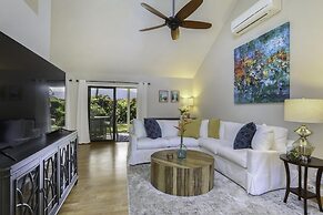 Hale Iolani 3 Bedroom Home by RedAwning