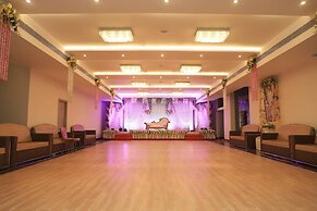 The creek boutique resort & spa