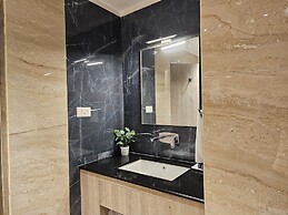 The creek boutique resort & spa