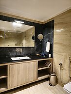 The creek boutique resort & spa