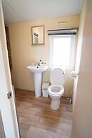 2 Bedroom Caravan in Hunstanton Dogs go Free