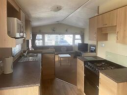 2 Bedroom Caravan in Hunstanton Dogs go Free