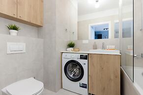 Warszawa Stalowa Apartment by Renters