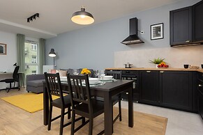 Warszawa Stalowa Apartment by Renters