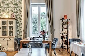 Mangili Garden Hotel