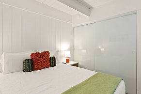 Mid Century Ranch - Private Resort-style Pool!