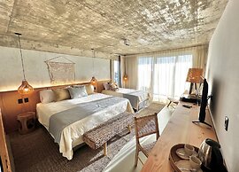 Ambar Hotel