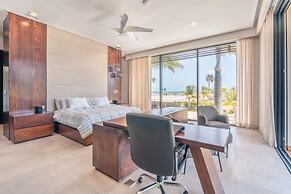 Luxurious Villa w Maid Pool Jacuzzi at Capcana