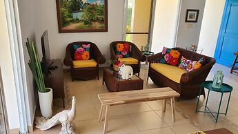 Amazing House at La Isabela