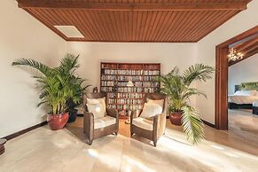 Luxurious Maison Larimar at Casa de Campo
