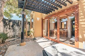 Tropical Villa With Pool at Green Village B843