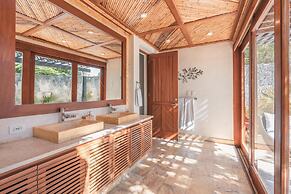 Tropical Villa With Pool at Green Village B843