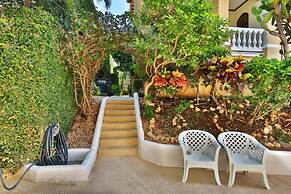 Playa Flamingo Penthouse With Pacific Sunset Views - Flamingo Rose Vis