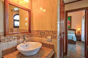 Playa Flamingo Penthouse With Pacific Sunset Views - Flamingo Rose Vis