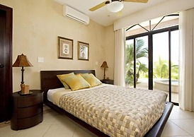 Playa Potrero 4 BR Home Large Saltwater Pool Spectacular Views - Villa