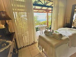 Playa Potrero 4 BR Home Large Saltwater Pool Spectacular Views - Villa