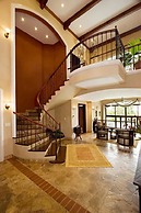 Playa Potrero 4 BR Home Large Saltwater Pool Spectacular Views - Villa