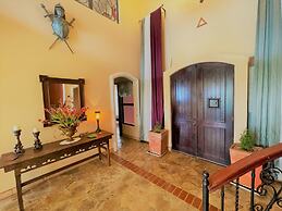 Playa Potrero 4 BR Home Large Saltwater Pool Spectacular Views - Villa