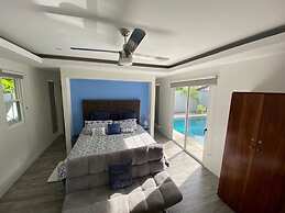 Playa Potrero Modern 3 BR Home Centrally Located - Casa Coastal Sereni