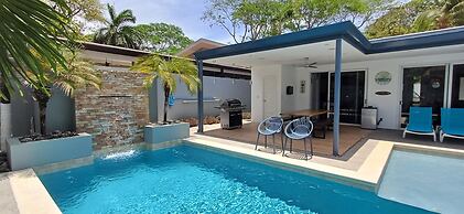 Playa Potrero Modern 3 BR Home Centrally Located - Casa Coastal Sereni