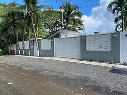 Playa Potrero Modern 3 BR Home Centrally Located - Casa Coastal Sereni