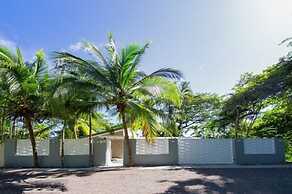 Playa Potrero Modern 3 BR Home Centrally Located - Casa Coastal Sereni