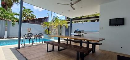 Playa Potrero Modern 3 BR Home Centrally Located - Casa Coastal Sereni