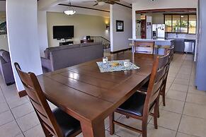 Spacious Condo in the Heart of Flamingo Sleeps 6 Presidential Suites 4