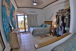 Spacious Condo in the Heart of Flamingo Sleeps 6 Presidential Suites 4