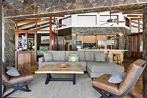 Playa Potrero - Beachfront Villa big Private Pool Bella Catalina