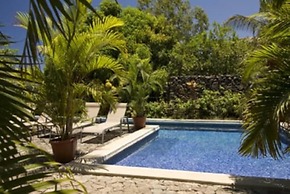 Playa Potrero - Beachfront Villa big Private Pool Bella Catalina