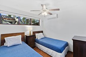 Playa Potrero - Beachfront Villa big Private Pool Bella Catalina