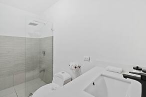 Playa Potrero - Beachfront Villa big Private Pool Bella Catalina