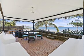 Playa Potrero - Beachfront Villa big Private Pool Bella Catalina