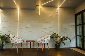 White Fern Stays
