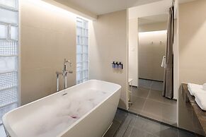 YANH Ratchawat Hotel