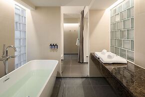 YANH Ratchawat Hotel