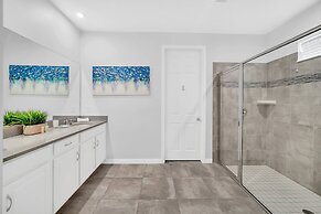 Luxury Villa, South Facing Pool! No Rear Neighbors. Themed Rooms, Thea