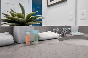 Luxury Villa, South Facing Pool! No Rear Neighbors. Themed Rooms, Thea